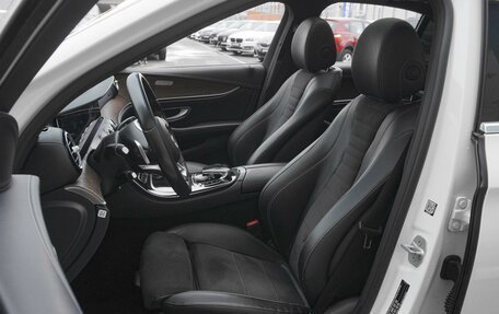Mercedes-Benz E-Класс, 2016 год, 3 199 000 рублей, 10 фотография