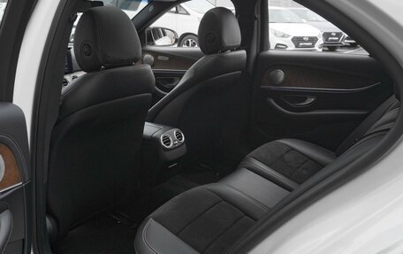 Mercedes-Benz E-Класс, 2016 год, 3 199 000 рублей, 11 фотография