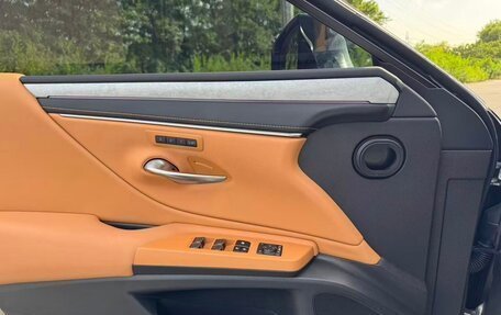 Lexus ES VII, 2025 год, 5 250 000 рублей, 10 фотография