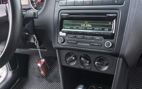 Volkswagen Polo VI (EU Market), 2012 год, 875 000 рублей, 11 фотография