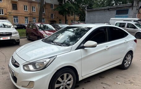 Hyundai Solaris II рестайлинг, 2011 год, 710 000 рублей, 6 фотография