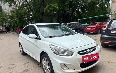 Hyundai Solaris II рестайлинг, 2011 год, 710 000 рублей, 9 фотография