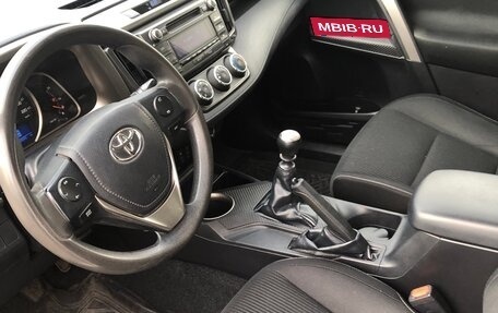Toyota RAV4, 2013 год, 1 590 000 рублей, 10 фотография