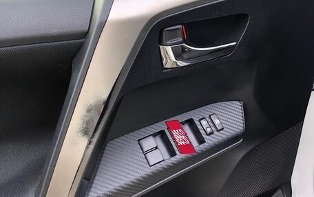 Toyota RAV4, 2013 год, 1 590 000 рублей, 24 фотография