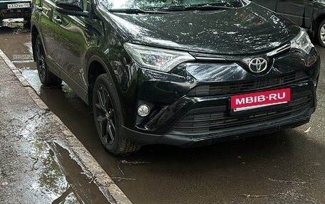 Toyota RAV4, 2018 год, 2 700 000 рублей, 8 фотография