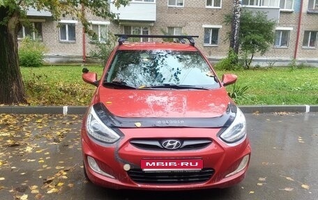 Hyundai Solaris II рестайлинг, 2013 год, 760 000 рублей, 1 фотография