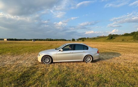 BMW 3 серия, 2005 год, 900 000 рублей, 1 фотография