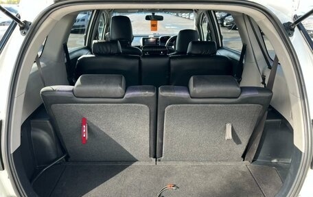 Toyota Wish II, 2013 год, 1 599 000 рублей, 19 фотография