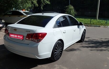 Chevrolet Cruze II, 2013 год, 675 000 рублей, 4 фотография