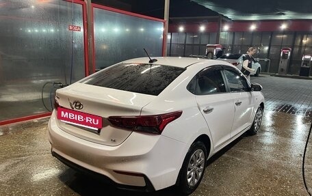 Hyundai Solaris II рестайлинг, 2019 год, 1 130 000 рублей, 5 фотография