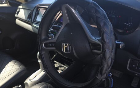 Honda Insight II рестайлинг, 2012 год, 780 000 рублей, 6 фотография