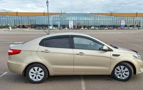 KIA Rio III рестайлинг, 2014 год, 860 000 рублей, 4 фотография
