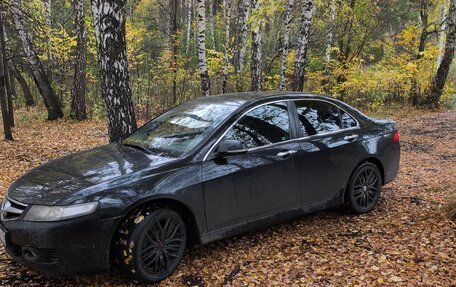 Honda Accord VII рестайлинг, 2006 год, 700 000 рублей, 3 фотография