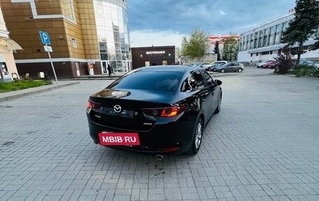 Mazda 3, 2019 год, 1 900 000 рублей, 9 фотография