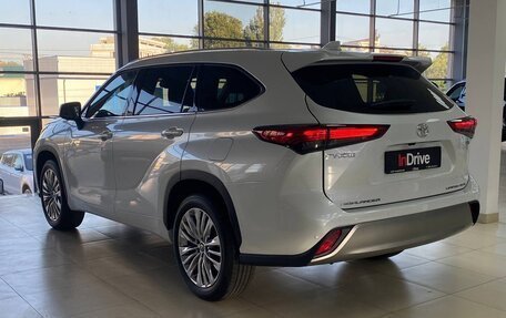 Toyota Highlander, 2025 год, 5 799 000 рублей, 6 фотография