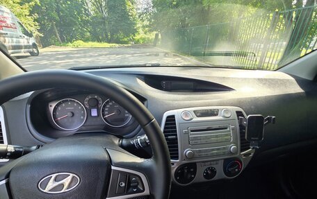 Hyundai i20 IB рестайлинг, 2010 год, 620 000 рублей, 10 фотография