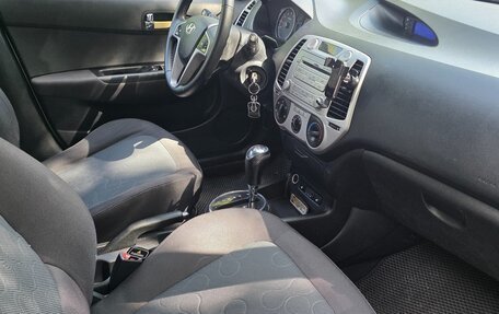 Hyundai i20 IB рестайлинг, 2010 год, 620 000 рублей, 7 фотография