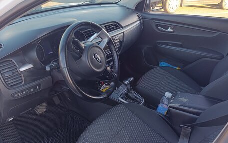 KIA Rio IV, 2019 год, 900 000 рублей, 8 фотография