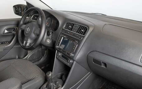 Volkswagen Polo VI (EU Market), 2011 год, 677 300 рублей, 4 фотография