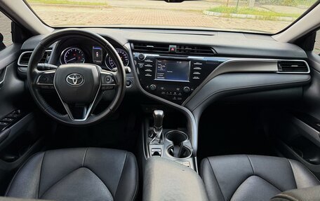 Toyota Camry, 2018 год, 1 980 000 рублей, 16 фотография
