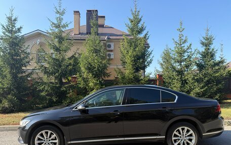 Volkswagen Passat B8 рестайлинг, 2017 год, 2 020 000 рублей, 2 фотография