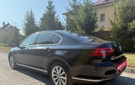 Volkswagen Passat B8 рестайлинг, 2017 год, 2 020 000 рублей, 3 фотография