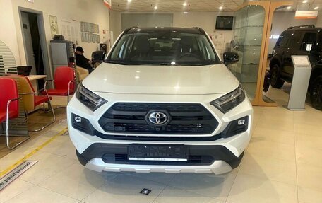 Toyota RAV4, 2024 год, 4 700 000 рублей, 3 фотография