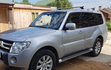 Mitsubishi Pajero IV, 2011 год, 1 750 000 рублей, 1 фотография