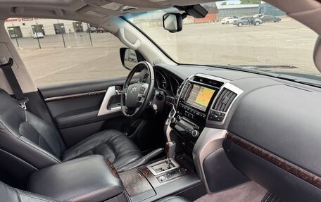 Toyota Land Cruiser 200, 2014 год, 4 390 000 рублей, 14 фотография
