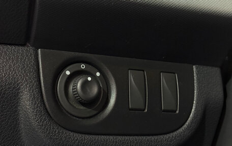 Renault Sandero II рестайлинг, 2017 год, 989 000 рублей, 9 фотография