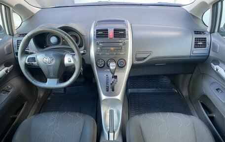 Toyota Auris II, 2010 год, 819 000 рублей, 10 фотография