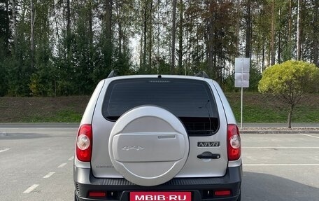 Chevrolet Niva I рестайлинг, 2016 год, 638 000 рублей, 6 фотография