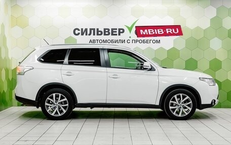 Mitsubishi Outlander III рестайлинг 3, 2014 год, 1 739 000 рублей, 8 фотография