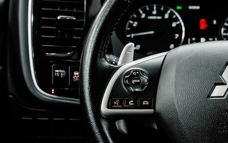 Mitsubishi Outlander III рестайлинг 3, 2014 год, 1 739 000 рублей, 17 фотография