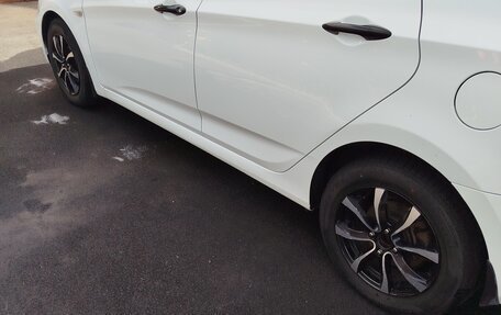 Hyundai Solaris II рестайлинг, 2012 год, 1 150 000 рублей, 3 фотография