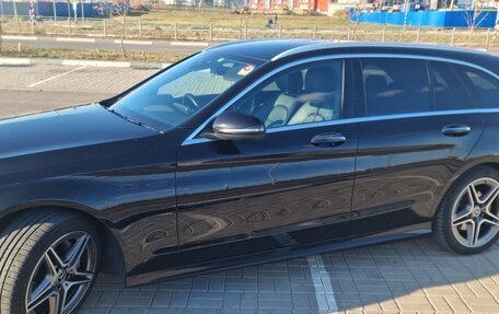 Mercedes-Benz C-Класс, 2018 год, 2 500 000 рублей, 4 фотография