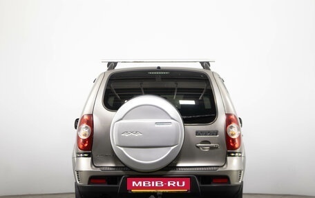 Chevrolet Niva I рестайлинг, 2015 год, 629 000 рублей, 6 фотография