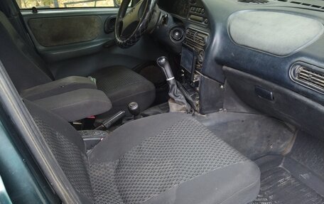 Chevrolet Niva I рестайлинг, 2004 год, 173 000 рублей, 2 фотография