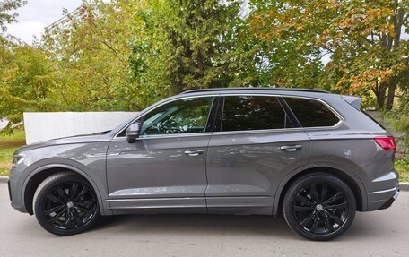 Volkswagen Touareg III, 2019 год, 4 960 000 рублей, 3 фотография