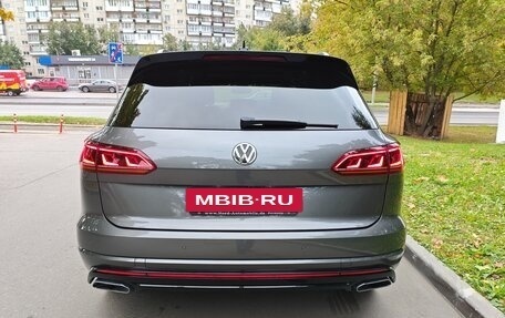 Volkswagen Touareg III, 2019 год, 4 960 000 рублей, 5 фотография