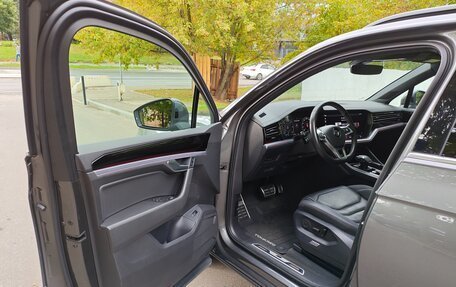 Volkswagen Touareg III, 2019 год, 4 960 000 рублей, 8 фотография