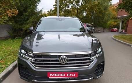 Volkswagen Touareg III, 2019 год, 4 960 000 рублей, 2 фотография