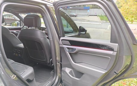 Volkswagen Touareg III, 2019 год, 4 960 000 рублей, 20 фотография