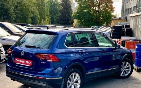 Volkswagen Tiguan II, 2018 год, 1 979 000 рублей, 6 фотография