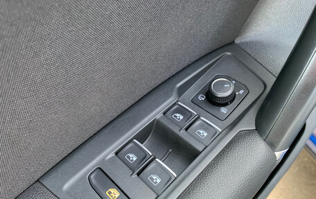 Volkswagen Tiguan II, 2018 год, 1 979 000 рублей, 17 фотография
