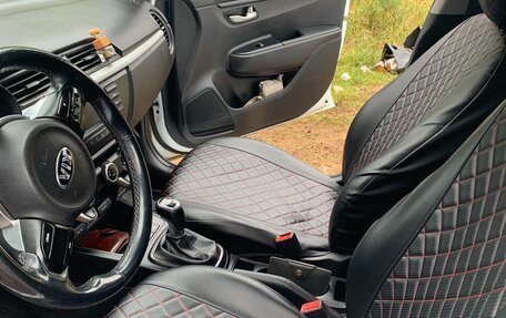 KIA Rio IV, 2018 год, 1 450 000 рублей, 6 фотография