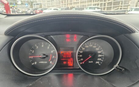 Mitsubishi Outlander III рестайлинг 3, 2011 год, 990 000 рублей, 11 фотография
