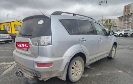 Mitsubishi Outlander III рестайлинг 3, 2011 год, 990 000 рублей, 5 фотография