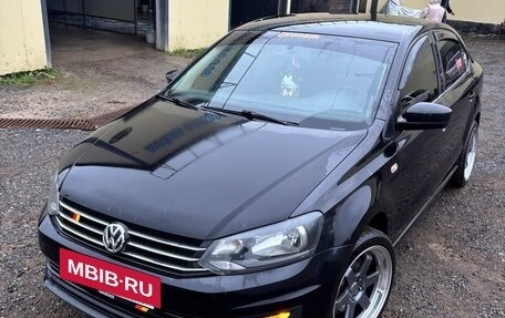 Volkswagen Polo VI (EU Market), 2015 год, 910 000 рублей, 11 фотография