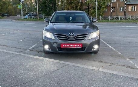 Toyota Camry, 2010 год, 1 150 000 рублей, 1 фотография